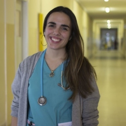 Dr. Agustina De Santis, Hospital de Clínicas, Uruguay